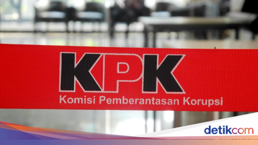 10 Orang Kena OTT KPK di Bekasi, Salah Satunya Bupati Ade Kuswara