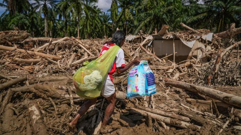 Makan Roti Hanyut, Krisis Air Bersih