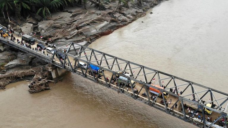 Ruas Jalan Takengon-Bireuen Aceh Dibuka Lagi Usai Banjir Susulan