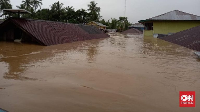 PTPN IV Salurkan Bantuan 2,08 Ton untuk Korban Banjir Sumut