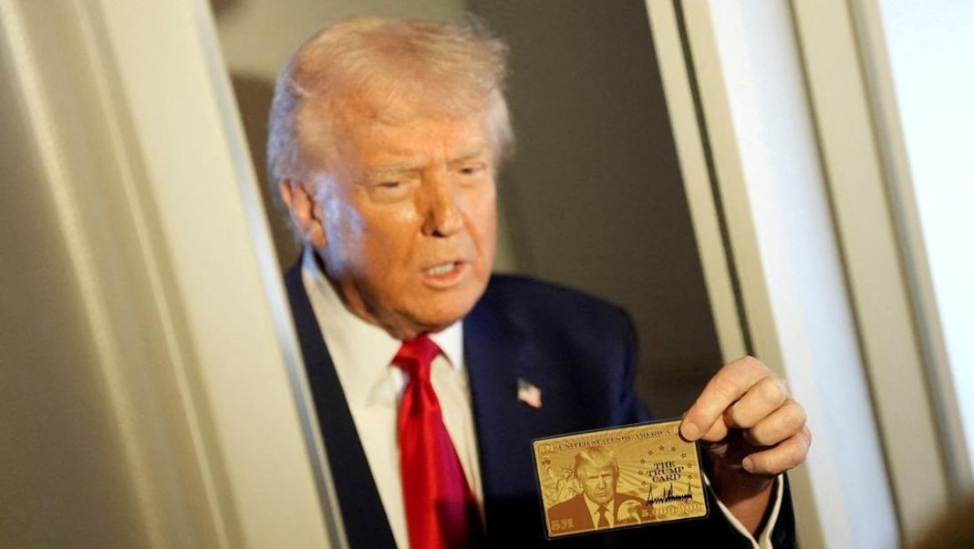 Trump Jual Visa ‘Kartu Emas’ Rp16 M Buat WNA yang Mau Tinggal di AS