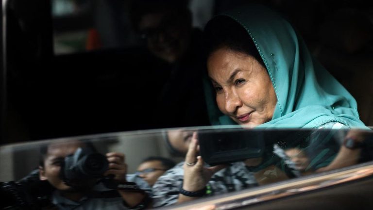 Malaysia Cabut Banding Kasus Cuci Uang, Istri Eks PM Najib Tetap Bebas