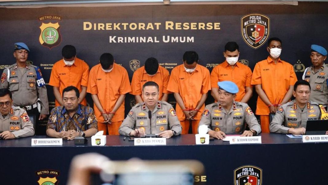 2 Polisi Pengeroyok Matel Hingga Tewas Dipecat Tidak Hormat dari Polri
