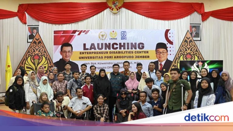 Anggota DPR Kawendra Resmikan Pusat Kewirausahaan Difabel di Jember