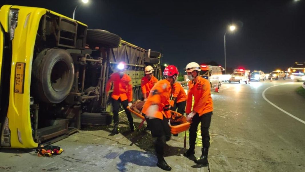 16 Tewas, Bus Cahaya Trans Berangkat dari Jatiasih Menuju Yogyakarta