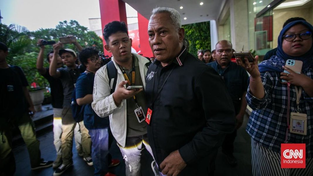 PDIP Heran Prabowo Minta Jaga Hutan Tapi Ingin Tanam Sawit di Papua
