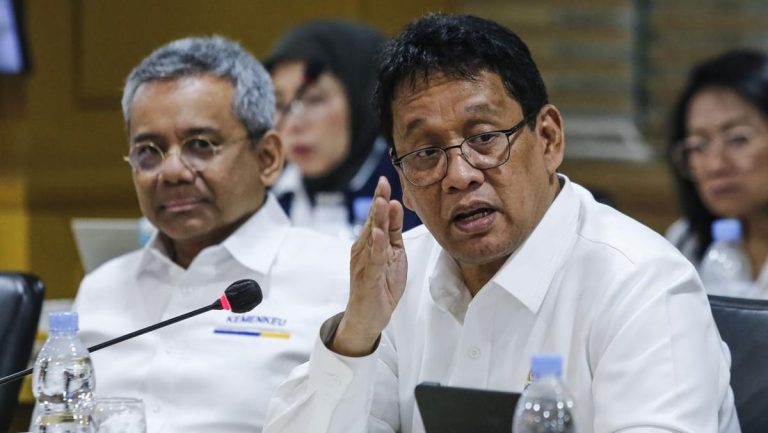 Purbaya Beri Kredit Rp2 T untuk Industri Furnitur hingga Tekstil