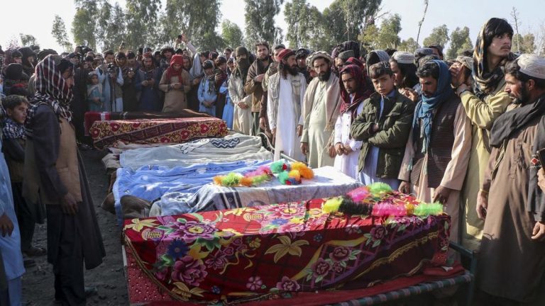 Momen Taliban Minta Bocah 13 Tahun Tembak Mati Pembunuh Keluarganya