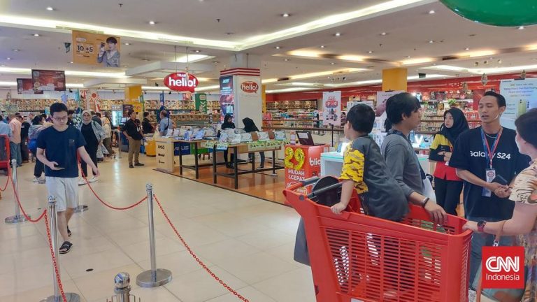 Persiapan Libur Nataru, Pakaian Anak Mulai Rp69 Ribu di Transmart