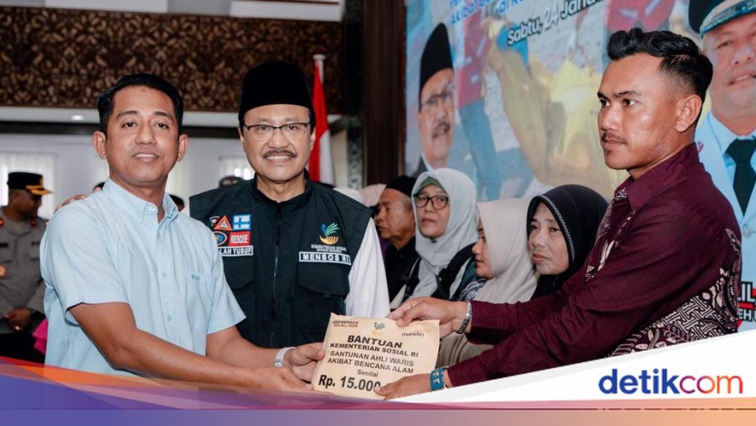 Mensos Salurkan Santunan Duka di Aceh Utara, Total Rp 4 Miliar