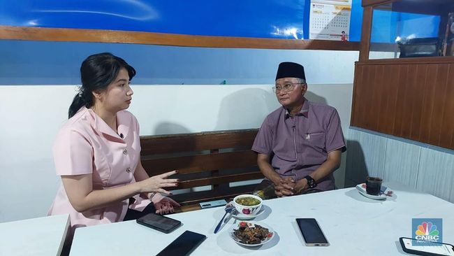 Bagaimanapun Caranya, Saya Harus Buat Bos Saya Tersenyum