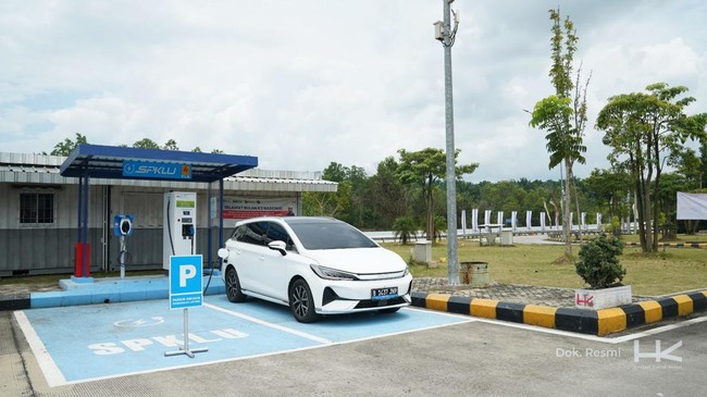 Mudik Naik Mobil Listrik Lewat Tol di Jawa-Sumatra, Ini Lokasi Ngecas