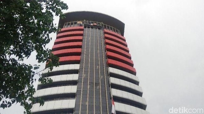 KPK Periksa Pengusaha Rokok Buntut Kasus Dugaan Korupsi di Bea Cukai – Publik Pos Update