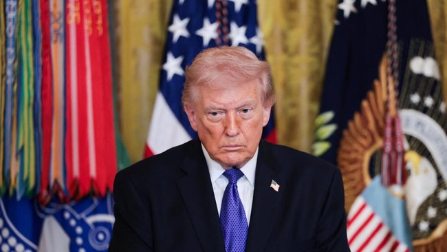 Trump Ajak Khamenei Gencatan Senjata, Iran Tolak Mentah-Mentah