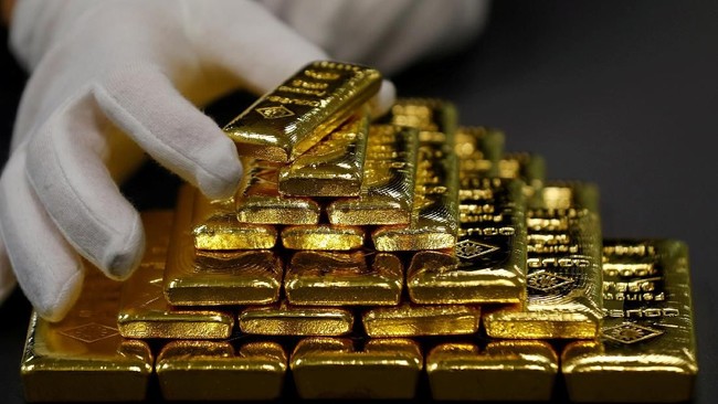 Geger! Eks Perwira Intelijen Timbun 300 Batang Emas di Kediamannya – Publik Pos Update