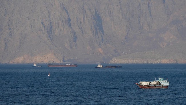 Bukan Minyak, Iran Mau Ganggu ‘Urat Nadi’ Arab di Selat Hormuz – Publik Pos Update