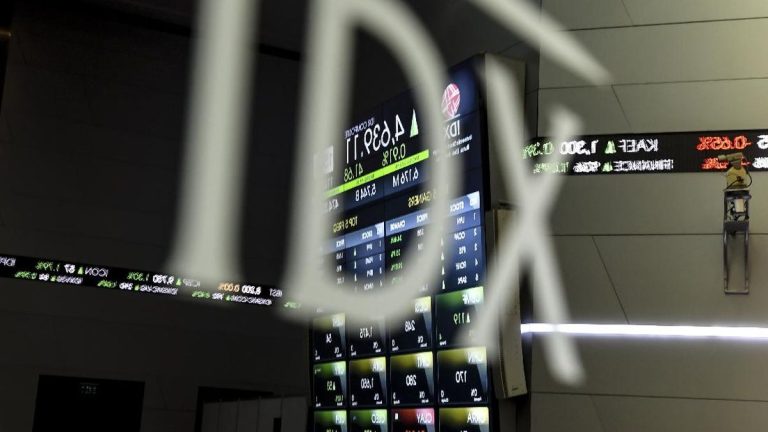 IHSG Diperkirakan Bangkit Hari Ini