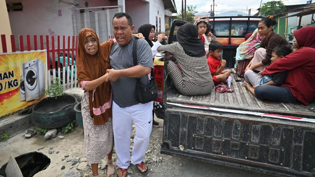 Gubernur Sulteng Minta Warga Tetap Tenang Usai Gempa M 6,7