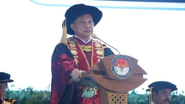Mendagri Tegaskan ASN Harus Beradaptasi & Layani Masyarakat Beragam – Publik Pos Update