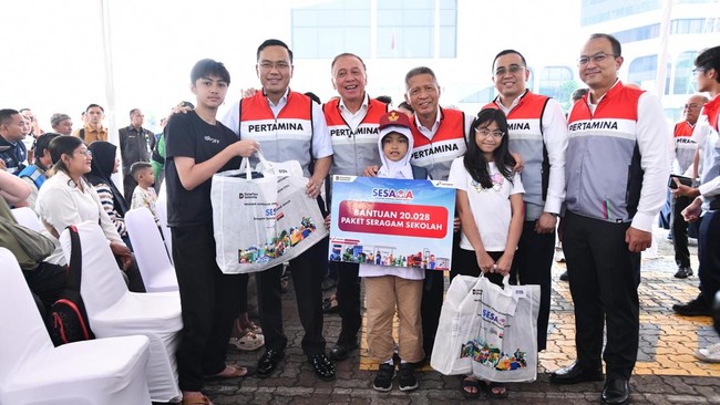 Pertamina Salurkan Ribuan Seragam Sekolah Jelang Ajaran Baru