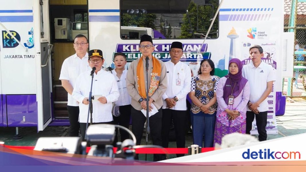 Pramono Tepati Janji Kampanye, 5 Mobil Klinik Hewan Keliling Resmi Beroperasi