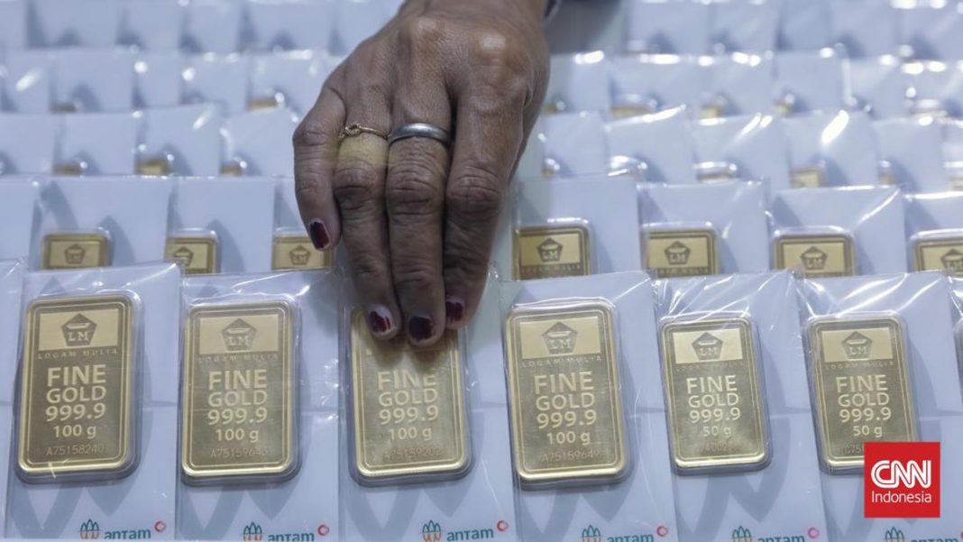 Harga Emas Antam Turun Rp21 Ribu dalam Sepekan