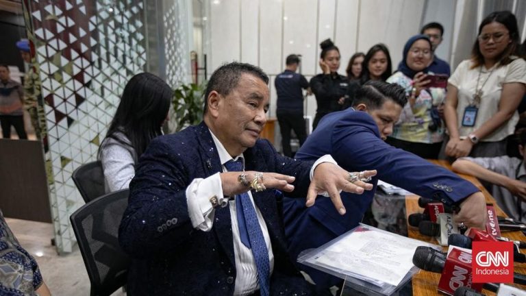 Forum Pemred Kecam Cara Hotman Respos Wartawan: Sangat Tak Profesional