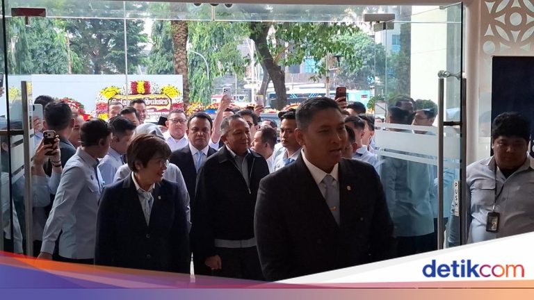 Usai Dilantik, Sudaryono Langsung Rapat Bareng Jajaran BGN