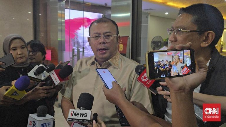 DPR Respons Pendapatan Driver Turun Meski Tarif Ojol Dipangkas