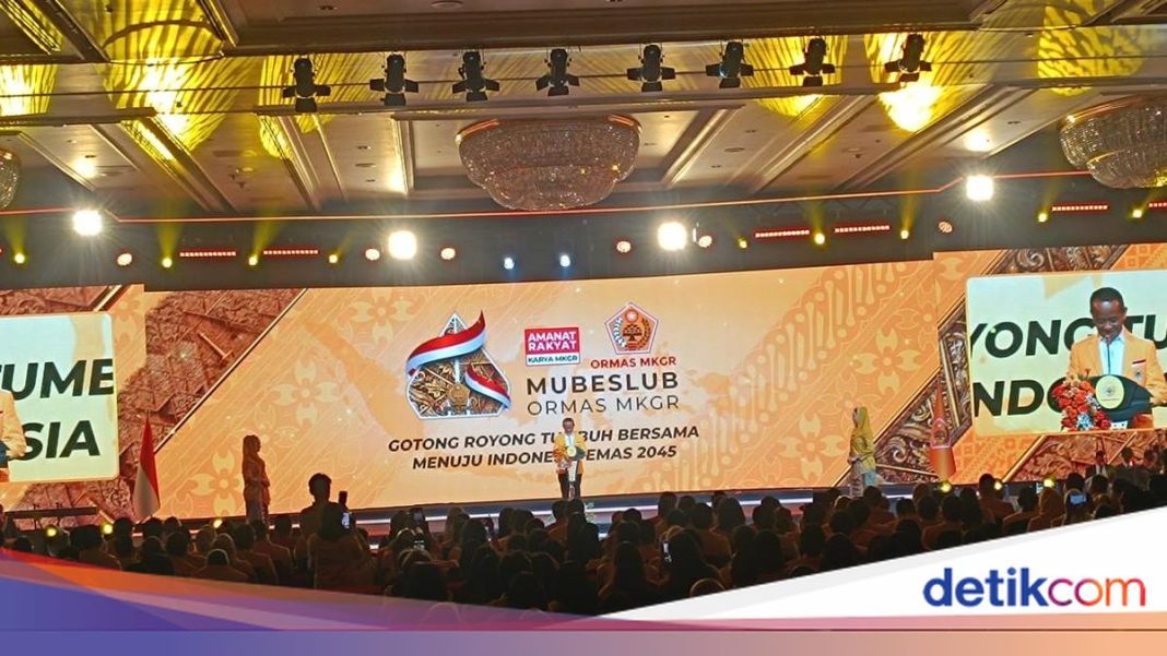 Bahlil Ajak Kader MKGR Beri Masukan ke Pemerintah, Singgung Masalah MBG