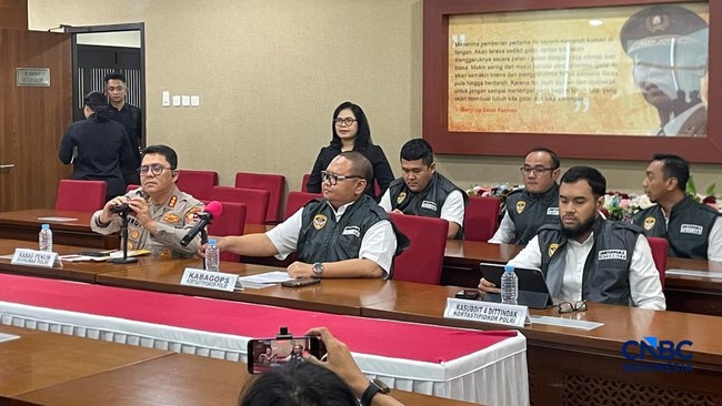 Polri Tahan 2 Tersangka Kasus Korupsi Pembiayaan Pengadaan Batu Bara