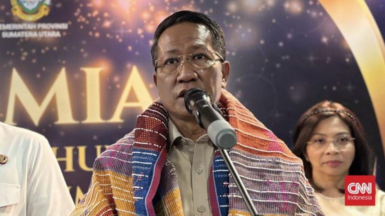 Tarif Lepas Status WNI Naik Guna Tingkatkan Layanan