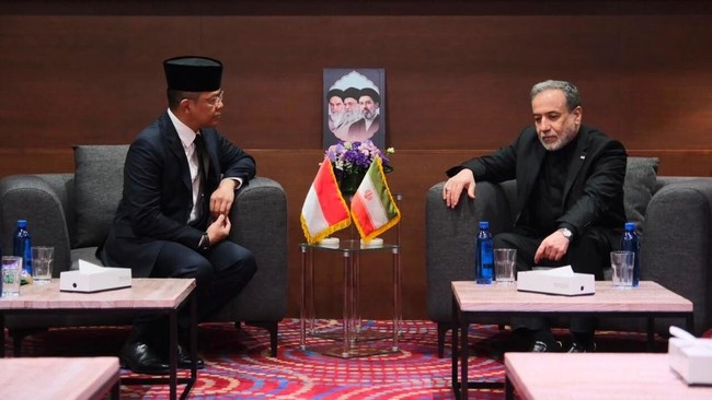 Menlu Sugiono Terbang ke Iran, Beri Penghormatan Buat Khamenei – Publik Pos Update