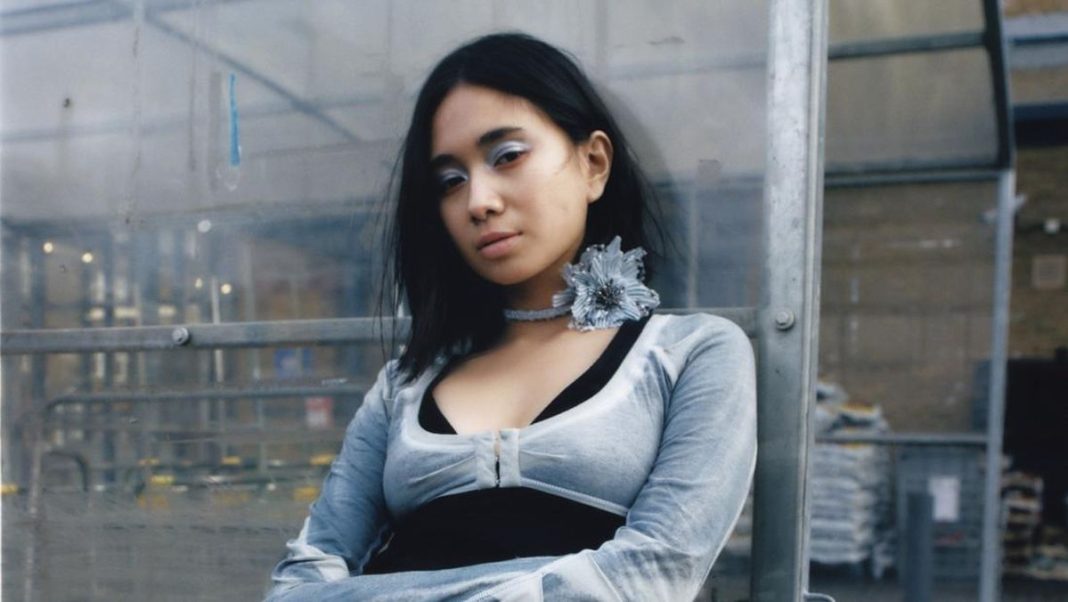 Besok, NIKI Tampil di Day 2 Prambanan Jazz 2026