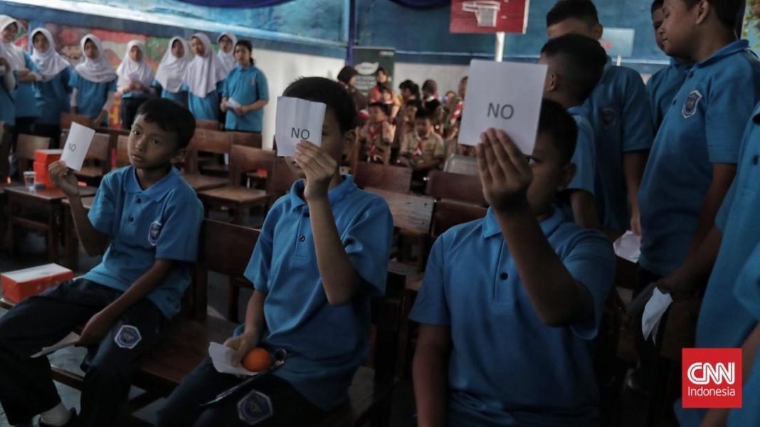 Sekolah Negeri Tak Bisa Lagi Sekadar Menunggu Murid