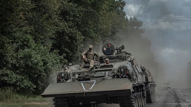 Panglima Militer Ini di Ujung Tanduk, Disebut Ribut dengan Eks Menhan