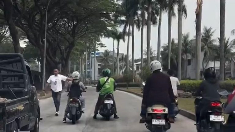 Terduga Curanmor Baku Tembak dengan Polisi di Tangerang