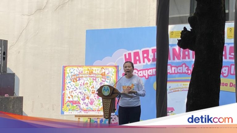 Hari Anak Nasional, WamenPPPA Pesan Gadget Tak Dipakai Scroll Urusan Orang