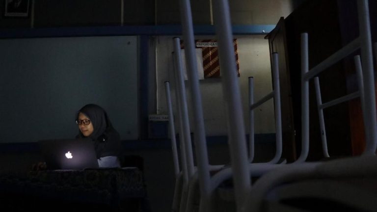 PLN Buka Suara soal Mati Lampu di Jakarta Selatan hingga Tangsel
