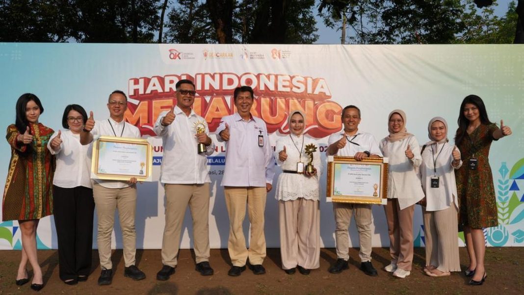Puncak Hari Indonesia Menabung 2026, bank bjb Raih Dua Penghargaan OJK