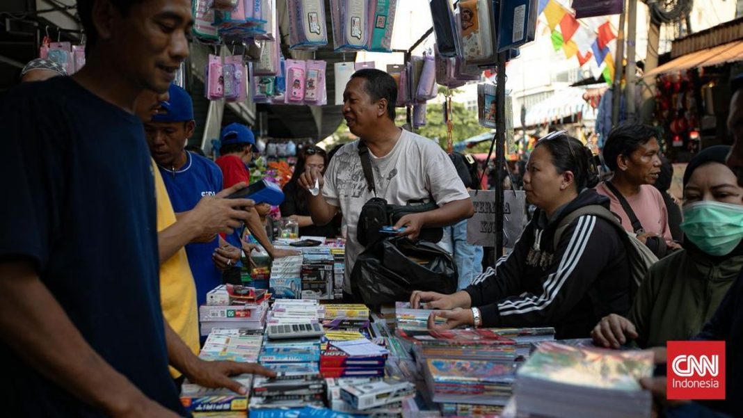CORE Indonesia Tanggapi Target Ekonomi 6 Persen di RAPBN 2027