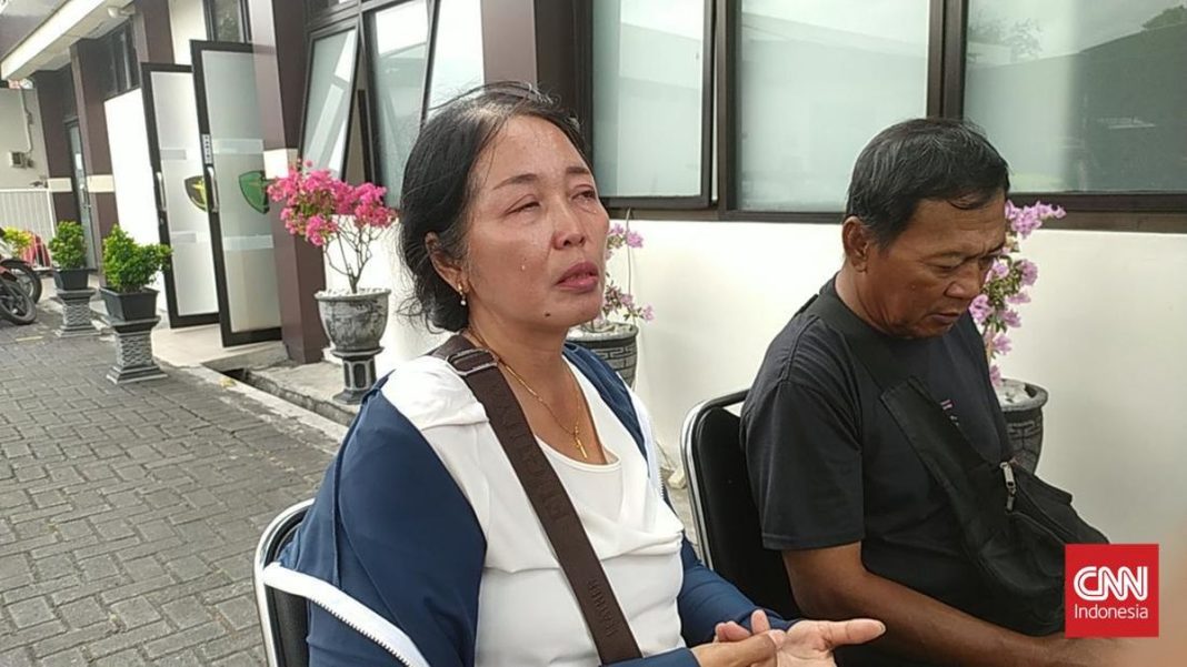 Duka Keluarga Sopir Truk Korban Tragedi KMP Mutiara Sentosa II