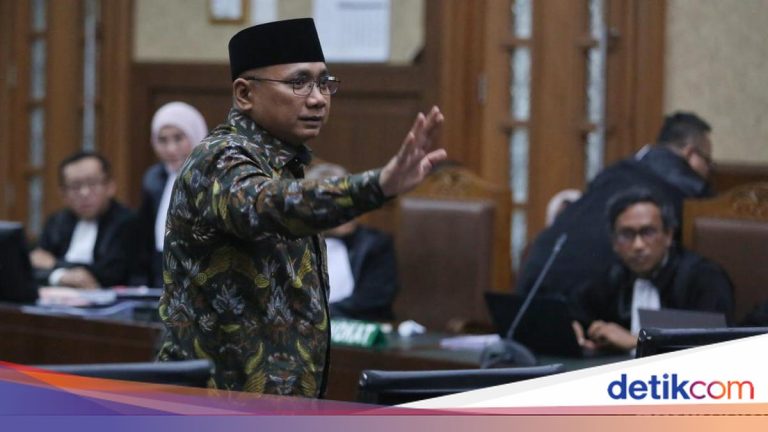 Terungkap Negara Rugi Rp 622 M saat Yaqut Didakwa Kasus Kuota Haji