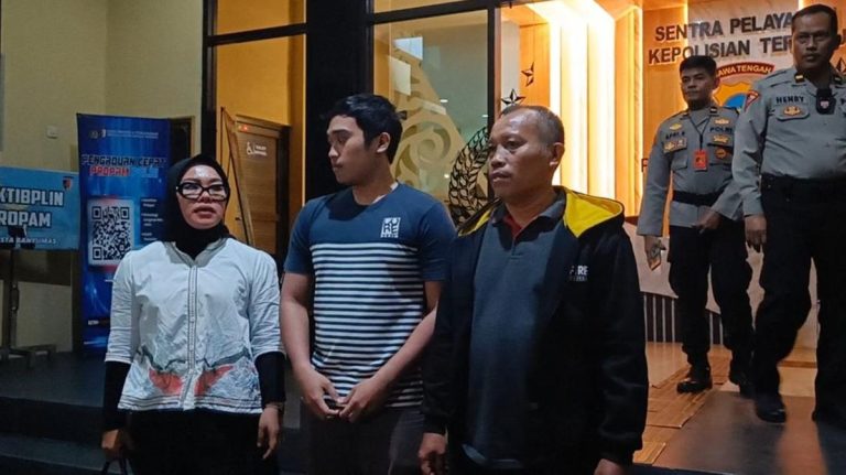 Keluarga Lapor Polisi Minta Kepastian Hukum Soal Kematian Sutrimo