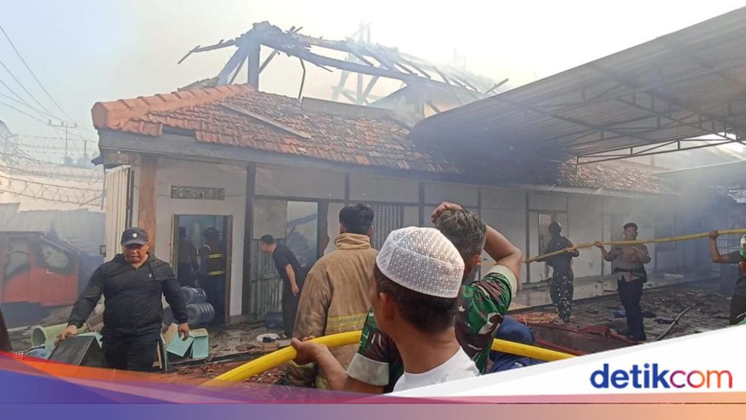 Lapas Ngawi Terbakar, Semua Napi Selamat