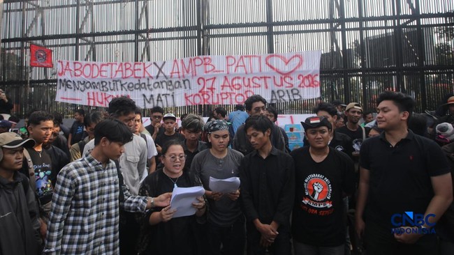 Ada Kabar Demo 27 Agustus, Massa Ngumpul Senayan-Logistik Numpuk – Publik Pos Update