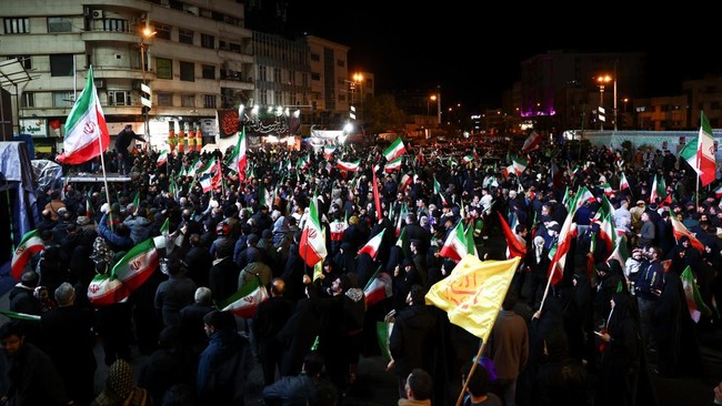 Bukan Roket atau Peluru, Hantu Ini Bisa Bikin Iran Runtuh dari Dalam – Publik Pos Update