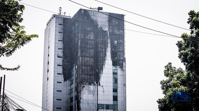 Begini Penampakan Gedung Bapenda DKI Hangus Usai Dilalap Api – Publik Pos Update