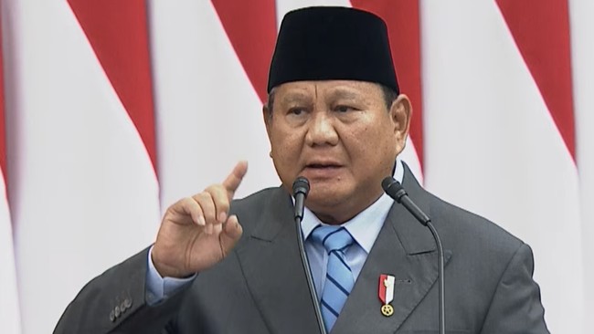 Dokter Terbang Hingga Guru Long Distance