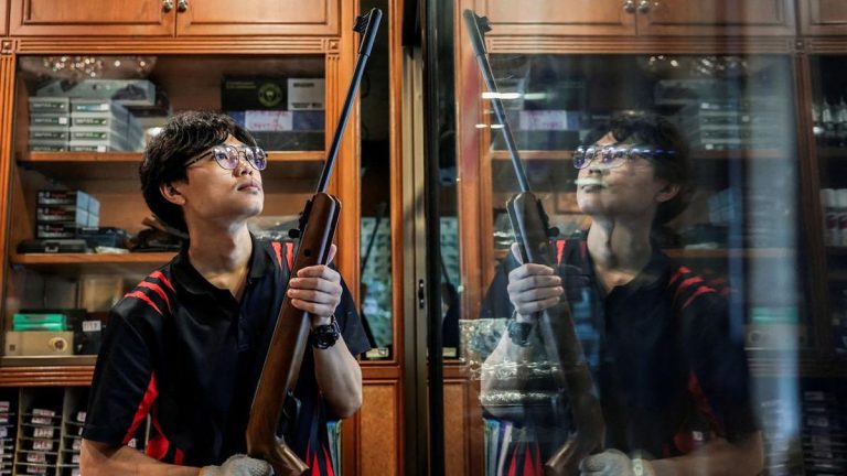 Marak Penembakan, Thailand Tangguhkan Izin Pembelian Senjata